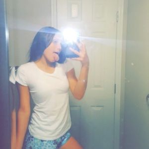 Meet your Posher, Emmaree